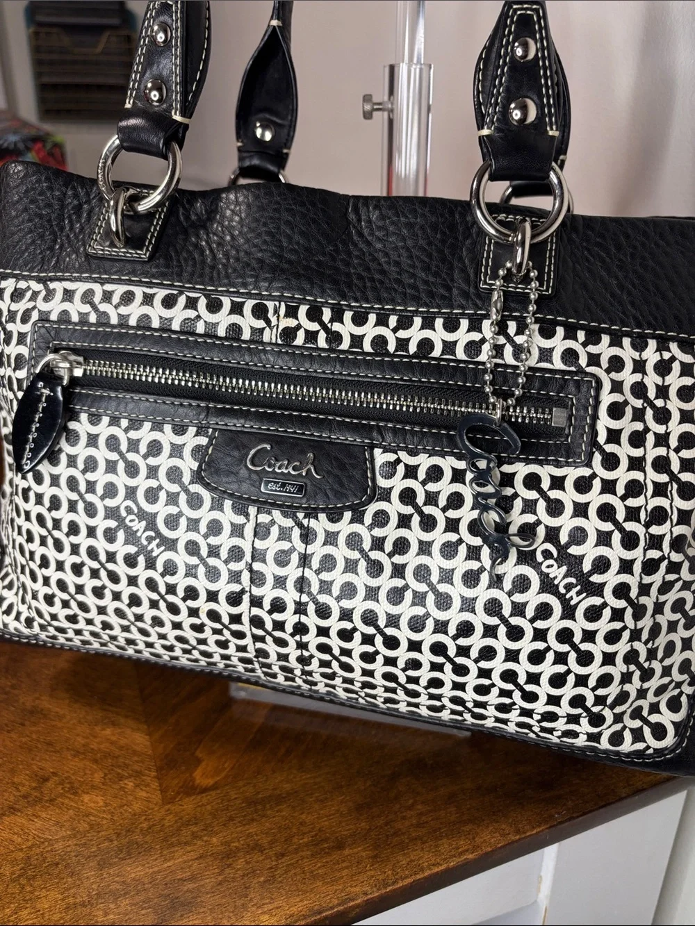 Coach Penelope Op Art Signature Shoulder Bag in classic black and white EUC - Picture 2 of 16